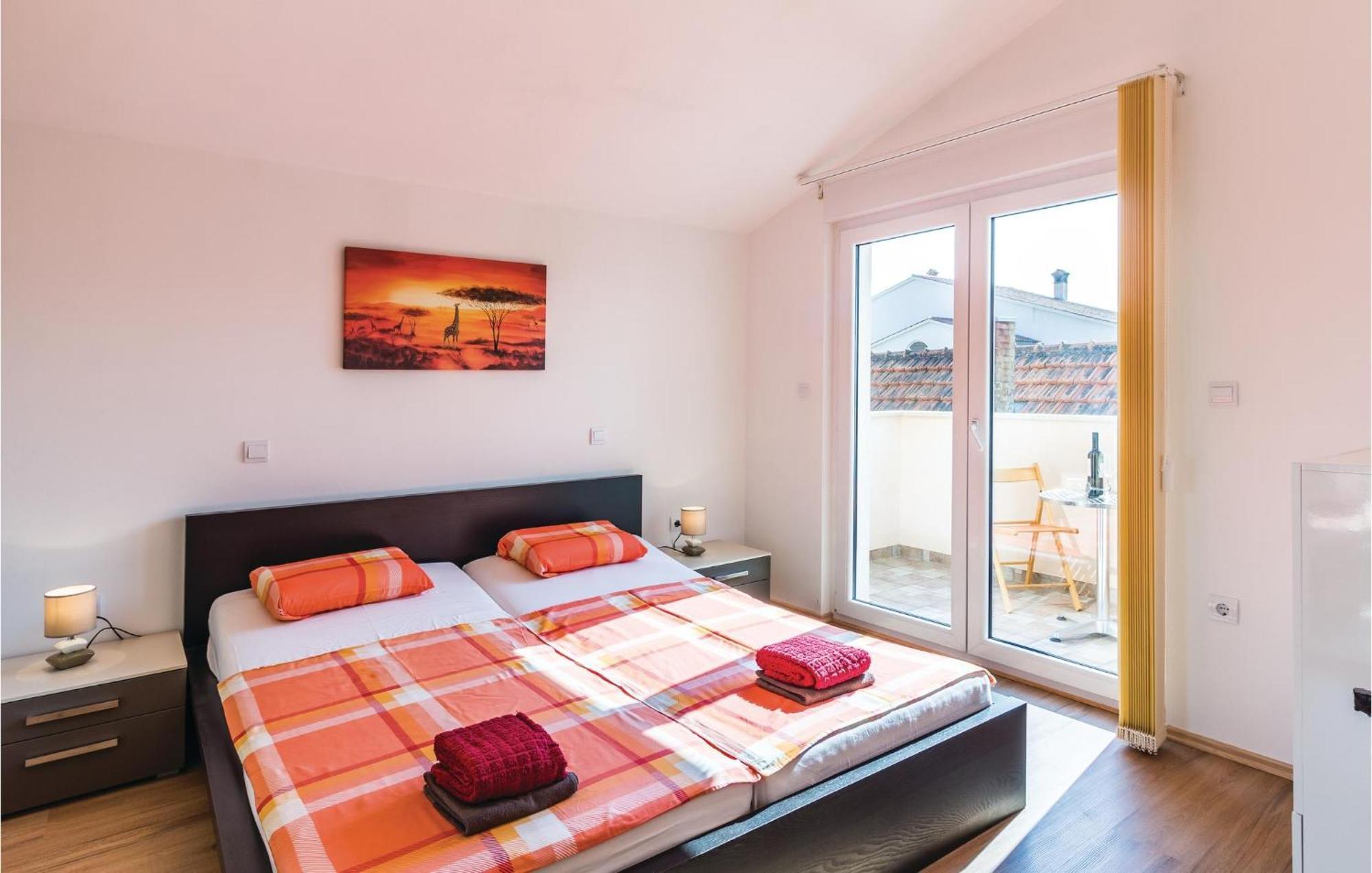 Stunning Apartment In Fazana With House Sea View ภายนอก รูปภาพ